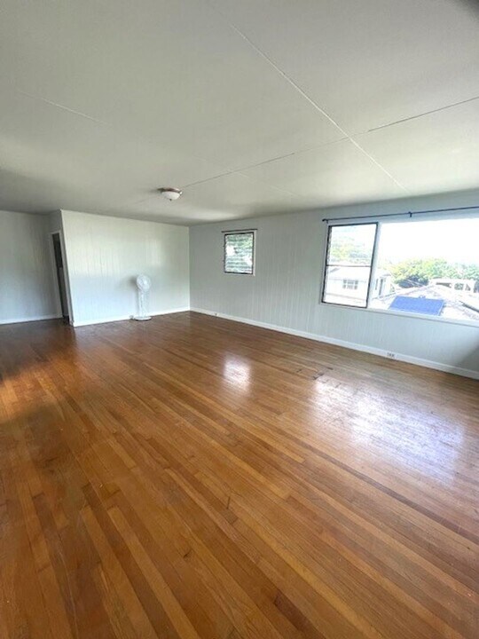1911 10th Ave in Honolulu, HI - Building Photo