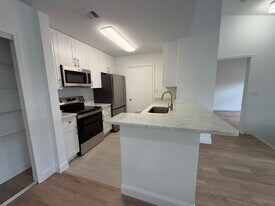 14880 Pleasant Bay Ln in Naples, FL - Building Photo