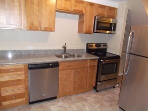 3217 Tarabochia St in Gig Harbor, WA - Building Photo - Building Photo