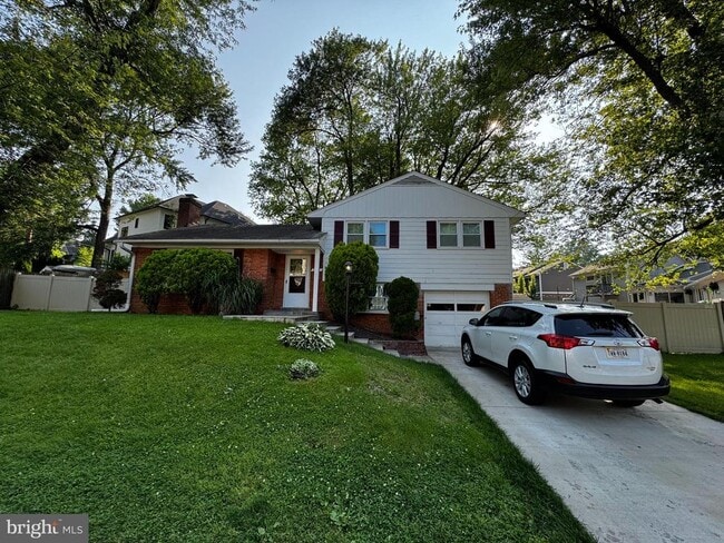 property at 3300 N Harrison St