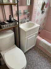 190 North St, Unit #2 in Somerville, MA - Foto de edificio - Building Photo
