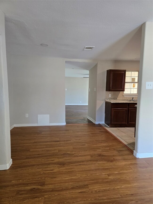3650 Mainer St in Houston, TX - Building Photo - Building Photo