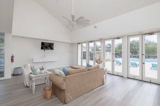 Camino Colony in Oceanside, CA - Building Photo - Building Photo