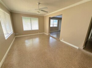 403 NW 25th St-Unit -6 in Wilton Manors, FL - Foto de edificio - Building Photo