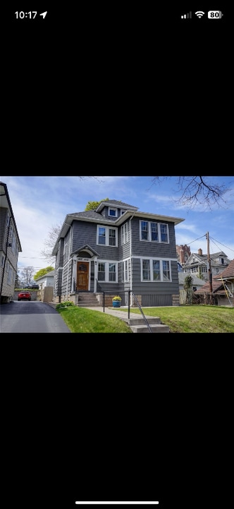 477 Maplewood Ave in Rochester, NY - Building Photo