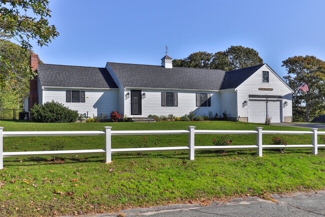 101 Monomoyic Way in Chatham, MA - Building Photo - Building Photo