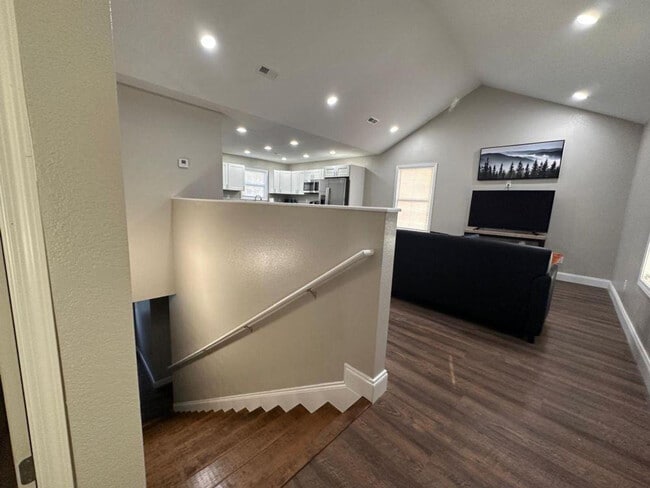property at 810 Carson St