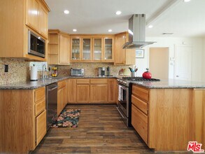 2501 Ralston Ln in Redondo Beach, CA - Building Photo - Building Photo