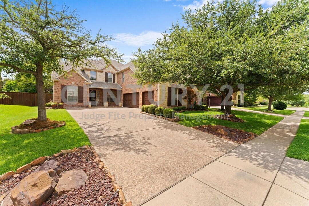 2006 Bradley Ct in Keller, TX - Building Photo