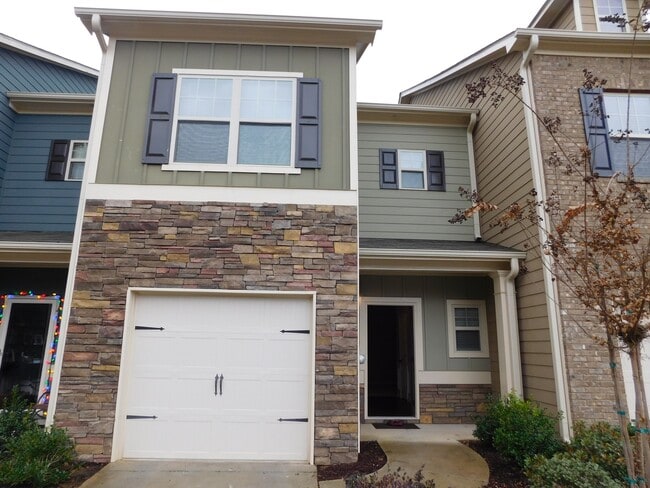 property at 300 Valley Xing