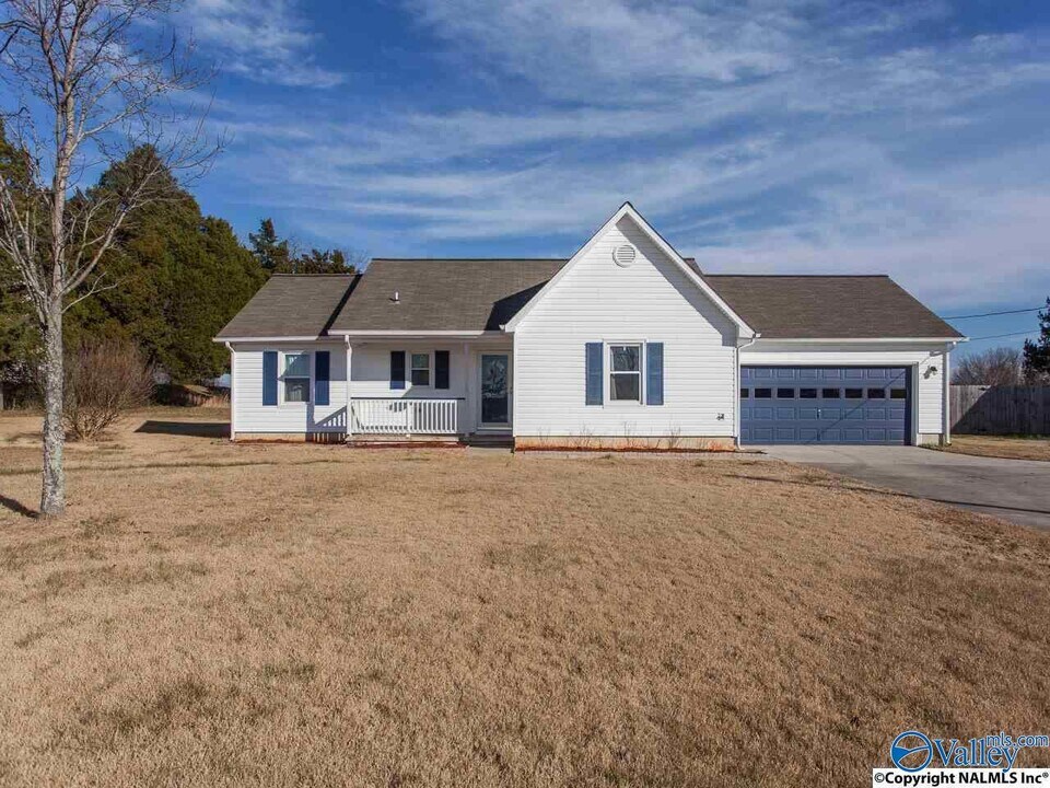 12762 Burgreen Rd in Madison, AL - Building Photo
