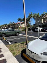 8362 NW 107 Ct in Doral, FL - Building Photo - Building Photo