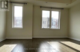 45-45 Heron Park Pl in Toronto, ON - Building Photo - Building Photo