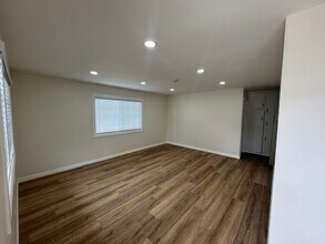 1806 247th St in Lomita, CA - Building Photo - Building Photo