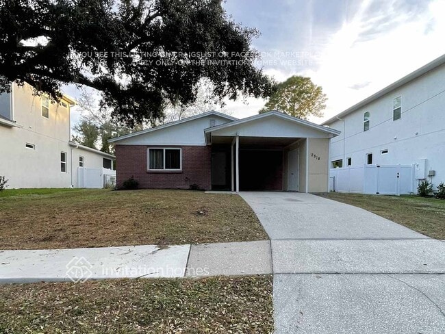 property at 2818 W Shelton Ave