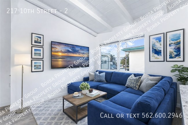 217 10th St in Seal Beach, CA - Building Photo - Building Photo