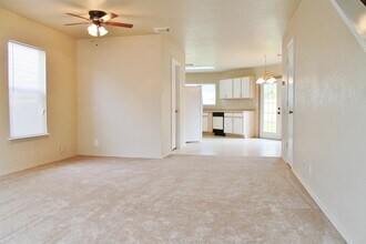 10131 Amber Flora Dr in San Antonio, TX - Building Photo - Building Photo