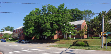 Smallwood Apartments in Raleigh, NC - Building Photo - Building Photo