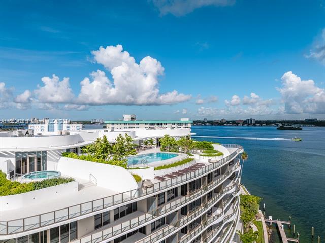 1135 103rd St, Unit 203 in Bay Harbor Islands, FL - Building Photo - Building Photo