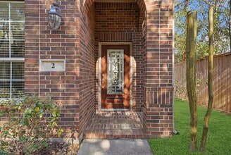2 Bettina Ln in The Woodlands, TX - Building Photo - Building Photo