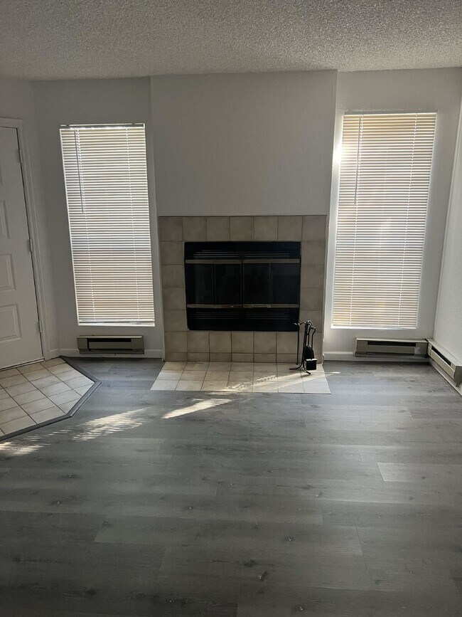 2700 S White Mountain Rd-Unit -403 in Show Low, AZ - Building Photo - Building Photo