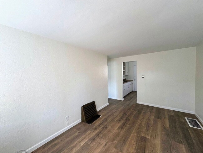 9275 E 14th Ave in Aurora, CO - Building Photo - Building Photo