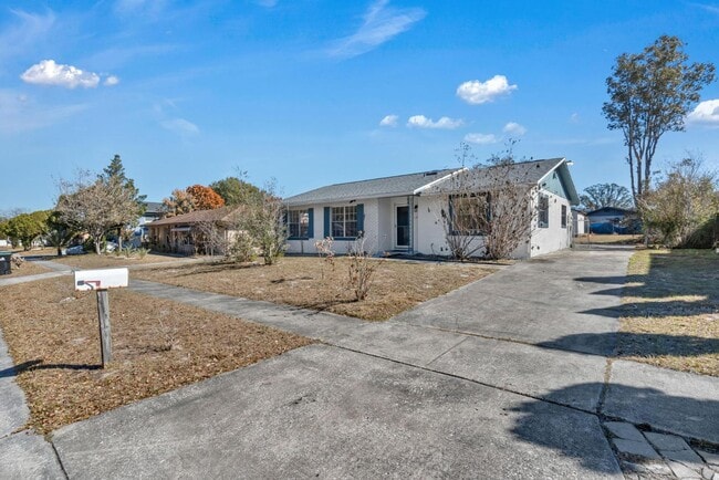 1303 Charles St in Orlando, FL - Building Photo - Building Photo