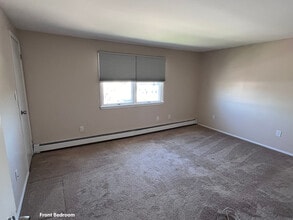 119 E Alhambra Ave, Unit 119 E Alhambra Ave in Lindenhurst, NY - Building Photo - Building Photo