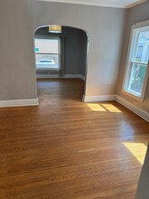 219 Circle Ave, Unit 1 in Forest Park, IL - Foto de edificio - Building Photo