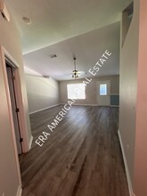 2126 Hagood Loop in Crestview, FL - Building Photo - Building Photo