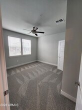 10529 E Hampton Ave, Unit A3 in Mesa, AZ - Foto de edificio - Building Photo