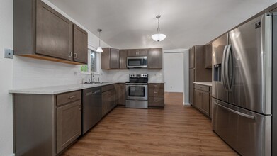 2630 Maroon Bells Ave in Colorado Springs, CO - Building Photo - Building Photo