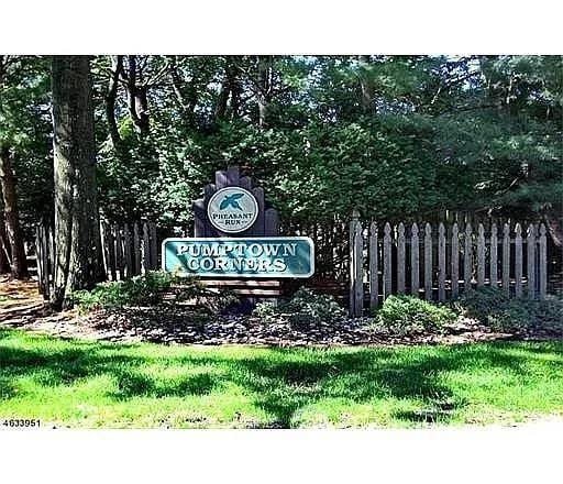 property at 5 Pheasant Run