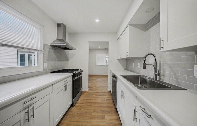 613 N Ashland Ave in Michigan City, IN - Building Photo - Building Photo