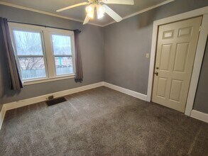 1810 Auburn St in Rockford, IL - Building Photo - Building Photo