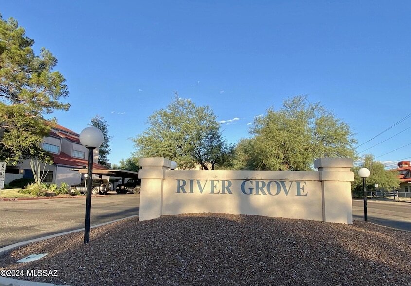 4281 N River Grove Cir, Unit 03-03108 in Tucson, AZ - Building Photo