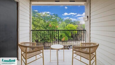 165 Forestbrook Dr, Unit 332 in Lewisville, TX - Building Photo - Building Photo