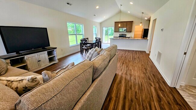 178 Sitting Bull Dr in Sardinia, OH - Building Photo - Building Photo