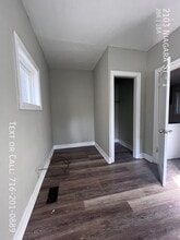 2103 Niagara St in Buffalo, NY - Building Photo - Building Photo