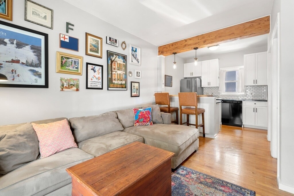 3 Winthrop St in Boston, MA - Building Photo