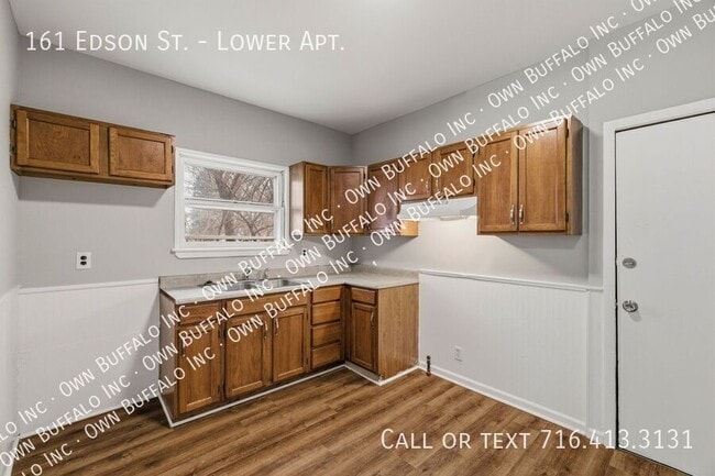 161 Edson St in Buffalo, NY - Building Photo - Building Photo