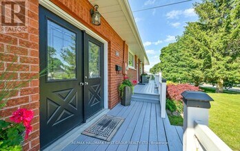 311 Frederick St in Whitby, ON - Building Photo - Building Photo