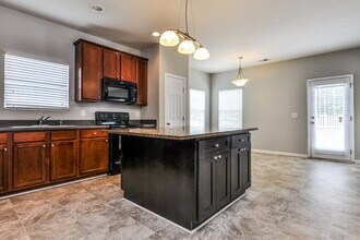 820 Steamboat St in Knightdale, NC - Building Photo - Building Photo