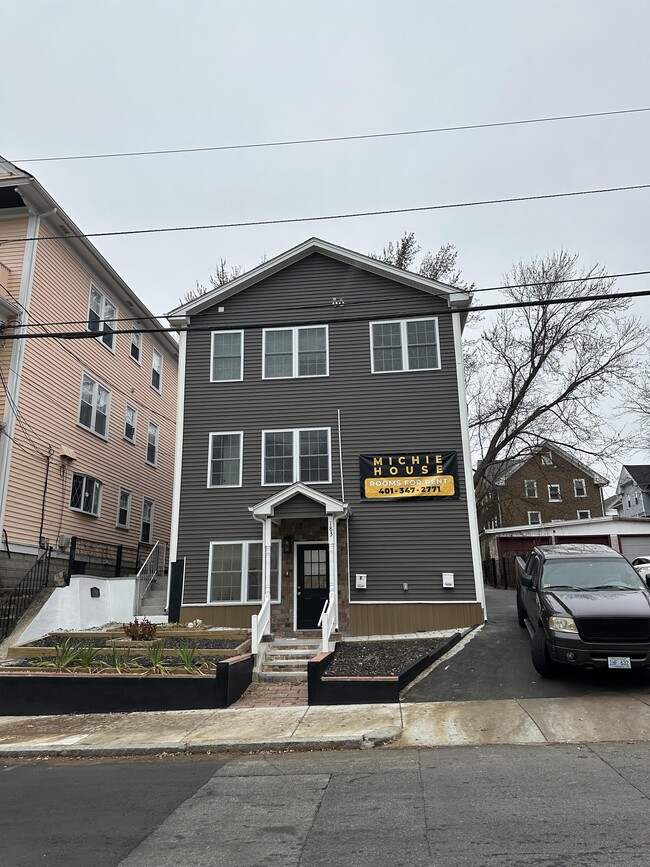 183 Jewett St in Providence, RI - Building Photo - Building Photo