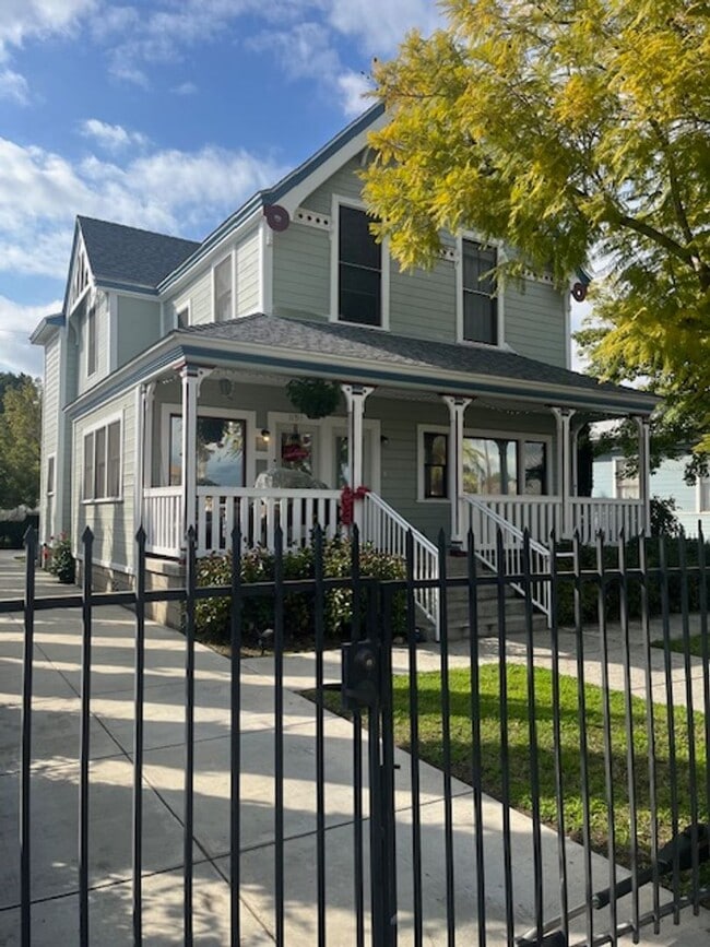 property at 1151-1153 Orange St