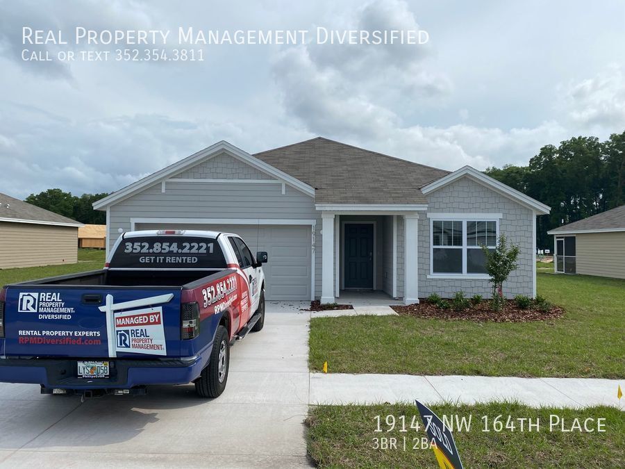 19147 NW 164th Pl in High Springs, FL - Building Photo