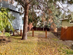 578 NW Greyhawk Ave in Bend, OR - Building Photo - Building Photo