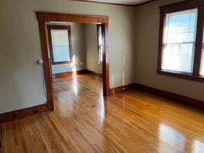 105 Parker St, Unit 3 in Pittsfield, MA - Building Photo - Building Photo