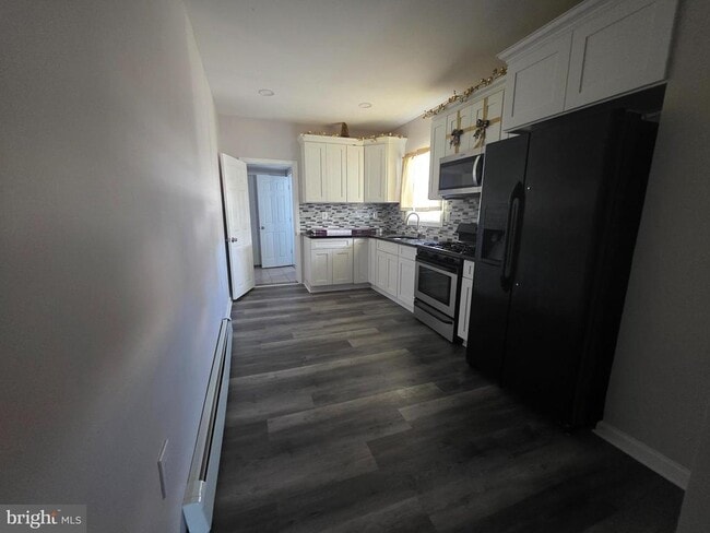 property at 305 Lafayette Ave