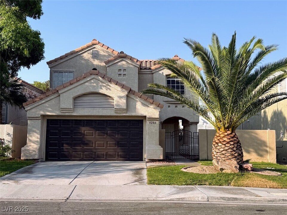 9204 Vosburgh Dr in Las Vegas, NV - Building Photo